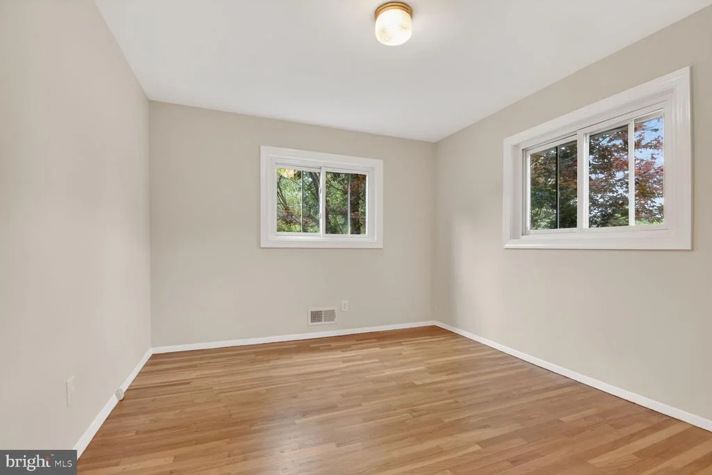 Photo of 4401 FERRARA DRIVE