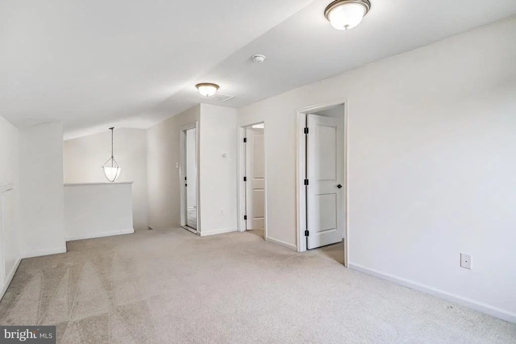 Photo of 26798 BARNSLEY PLACE
