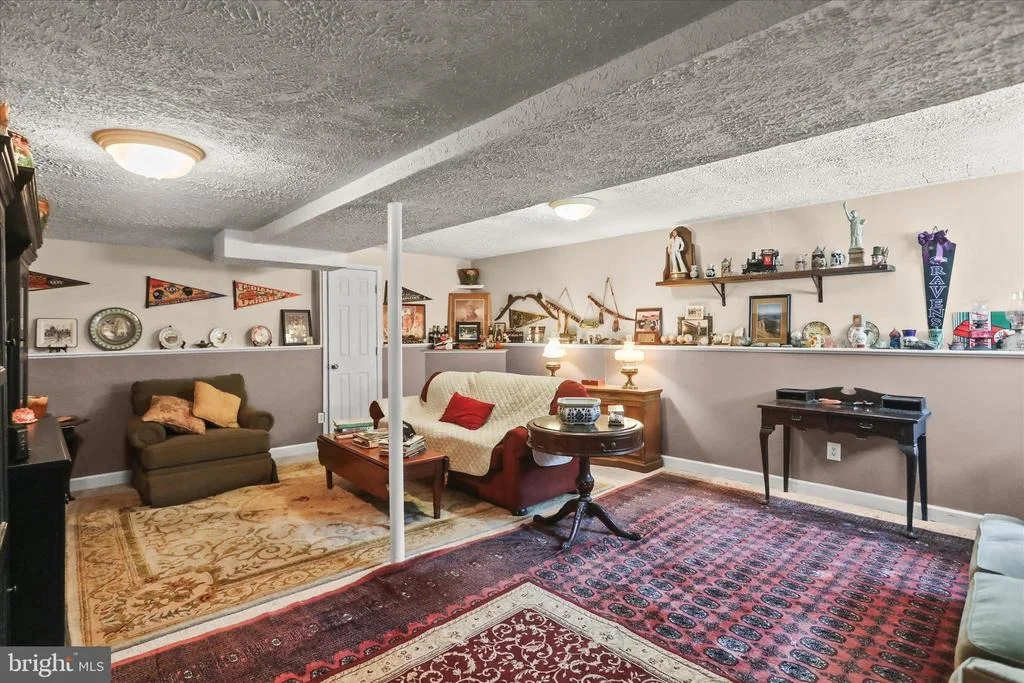 Photo of 17 ECKER AVENUE