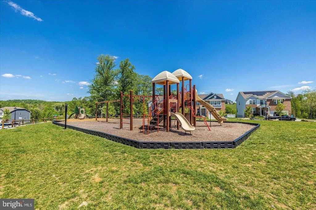Photo of 5613 ZOE LANE