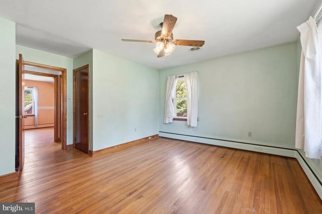 Photo of 16 LINDEN BOULEVARD