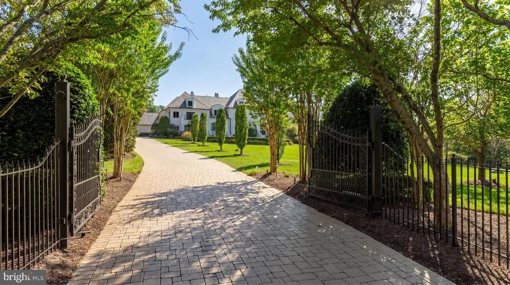 Photo of 1521 HUNTER MILL ROAD