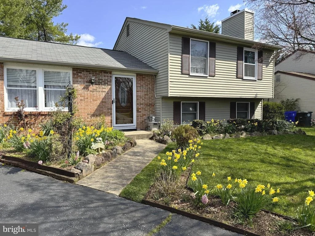 Photo of 494 SULKY LANE