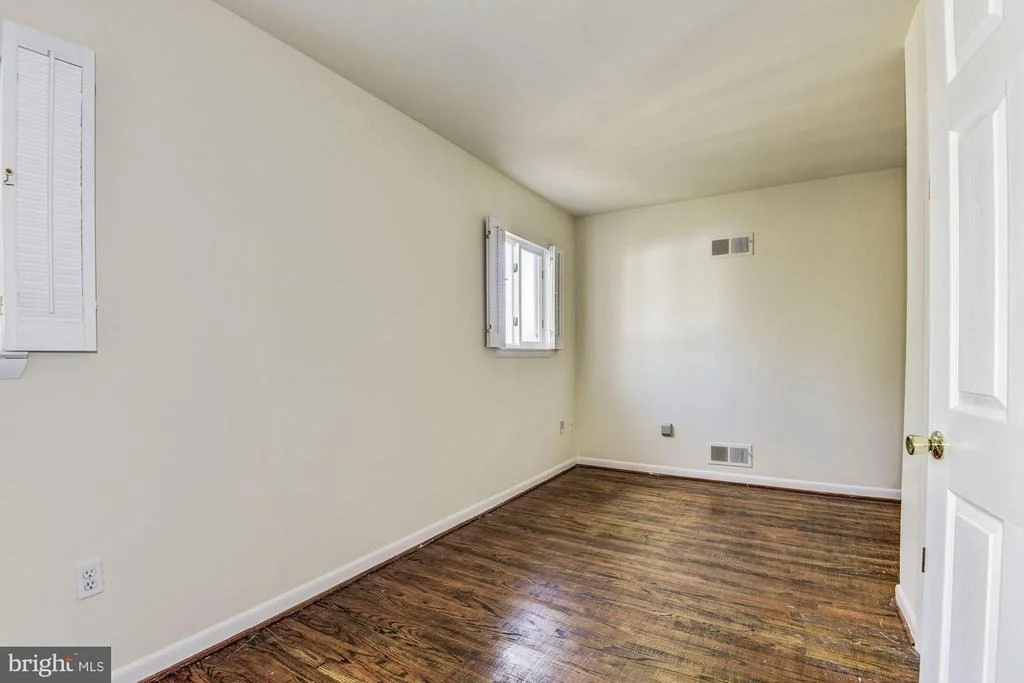 Photo of 16206 DARTMOOR DRIVE