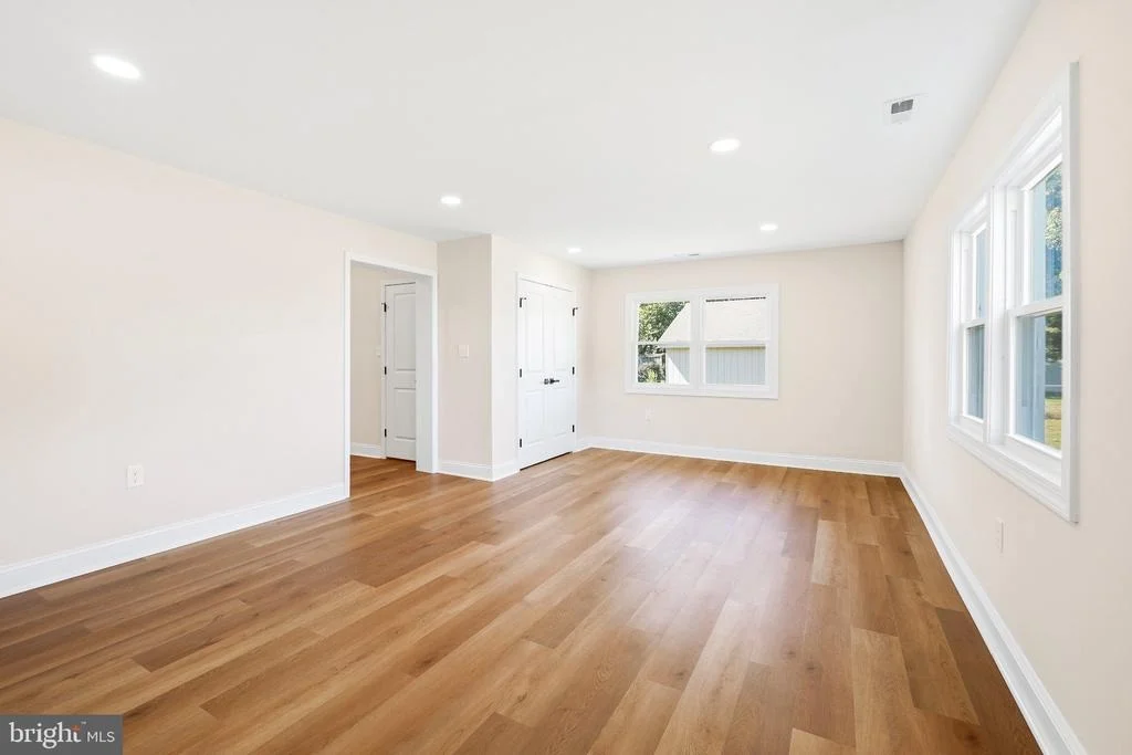 Photo of 692 RIDGE