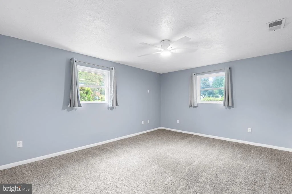 Photo of 18908 ROLLING ACRES WAY
