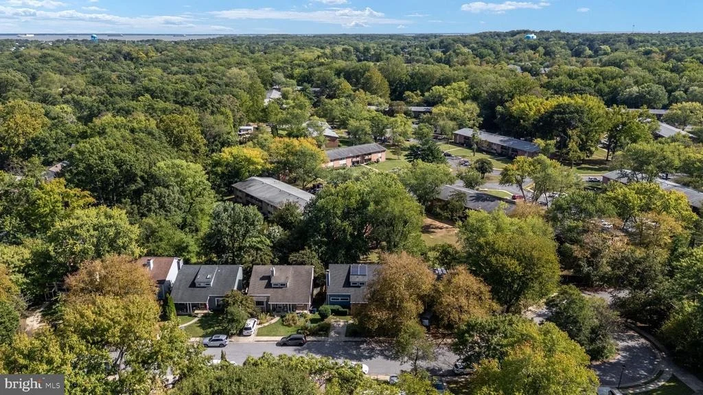 Photo of 237 CHATHAM LANE