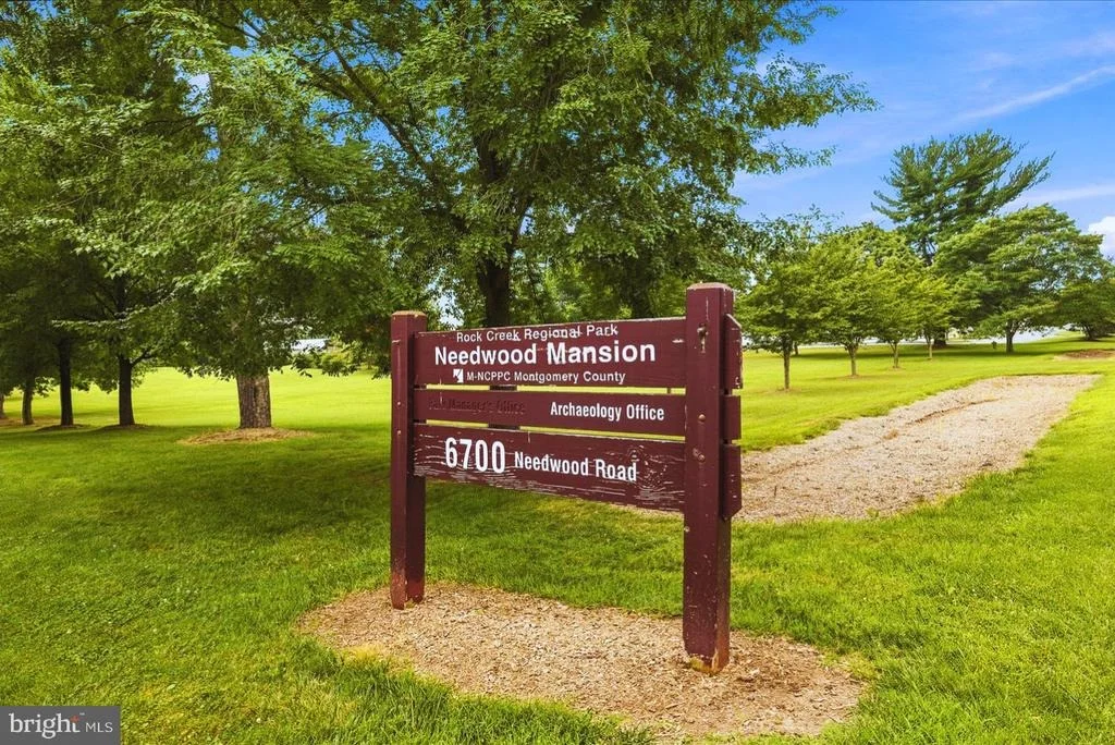Photo of 5904 MUNCASTER MILL ROAD