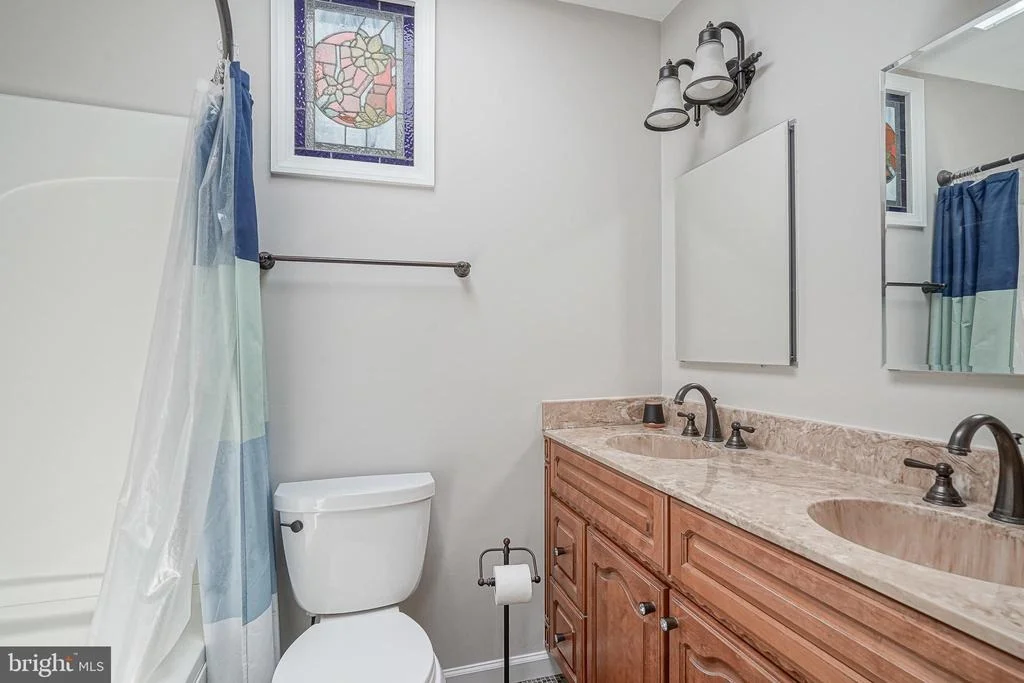 Photo of 1237 HEARTWOOD DRIVE