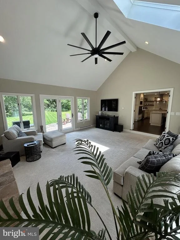 Photo of 902 N ISLAND ROAD