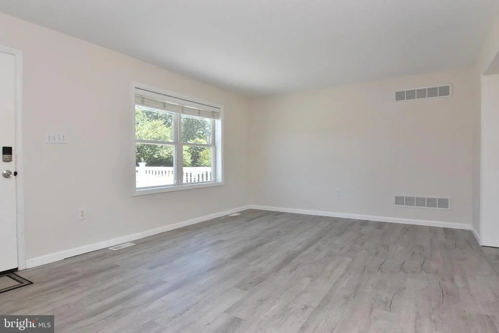 Photo of 5 LIGHTHOUSE DRIVE