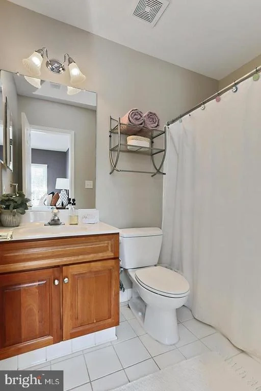 Photo of 5749 YEWING WAY