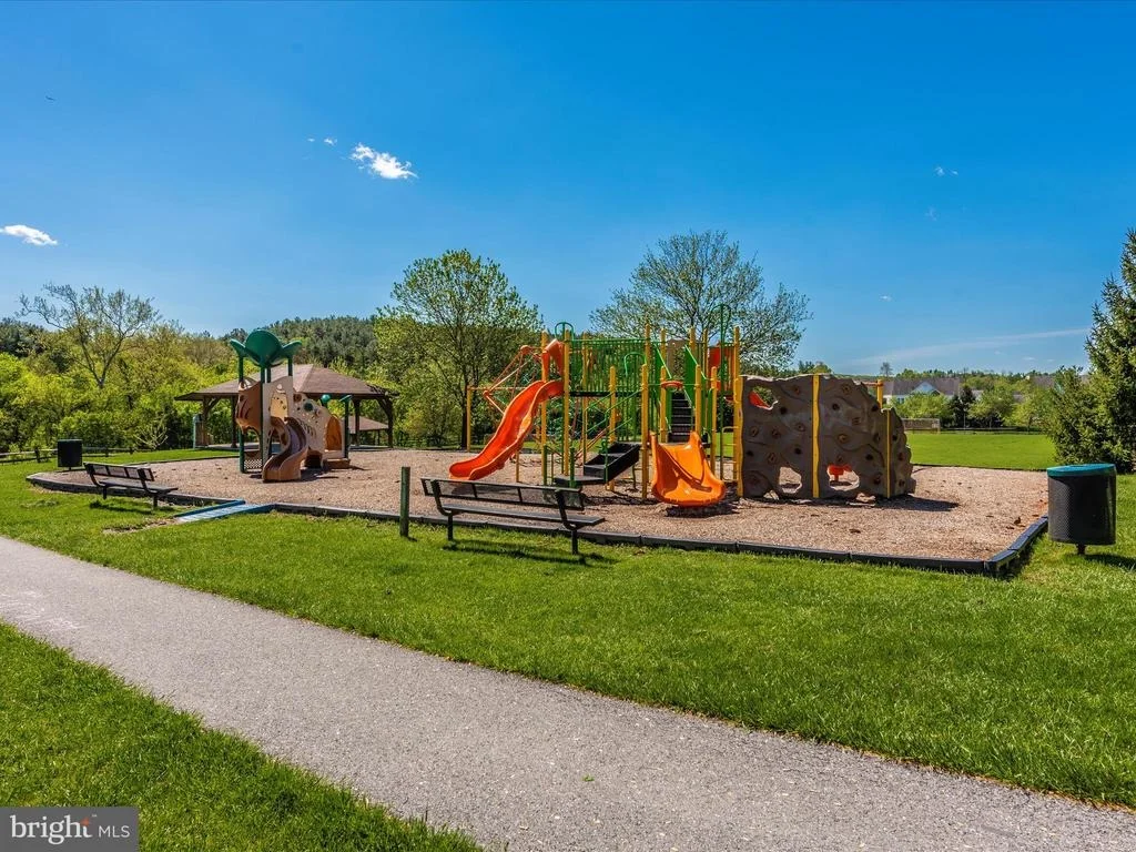 Photo of 6469 SADDLEBROOK LANE
