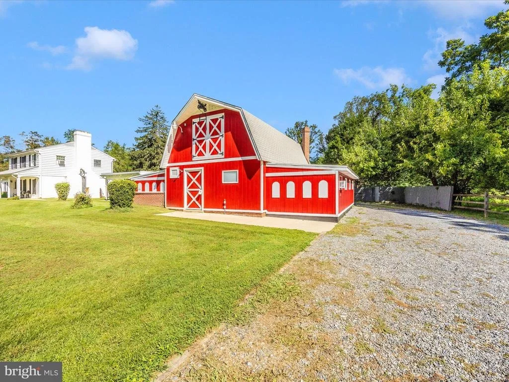 Photo of 17515 DOCTOR BIRD ROAD