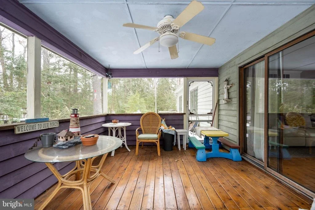 Photo of 23735 WOODS DRIVE