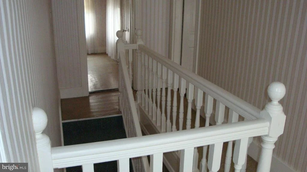 Photo of 1817 SUMMIT AVENUE
