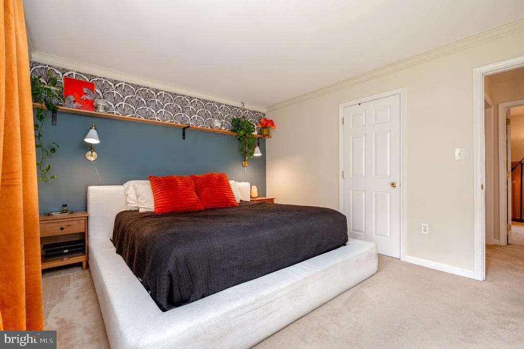 Photo of 4790 HOWARD PLACE