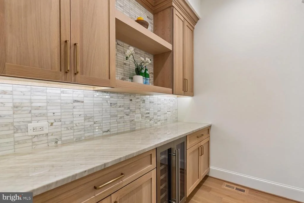 Photo of 6217 PLAINVIEW ROAD