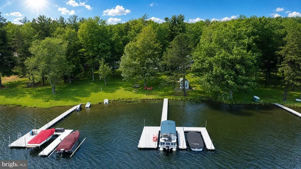 Photo of 507 SHORELINE DRIVE