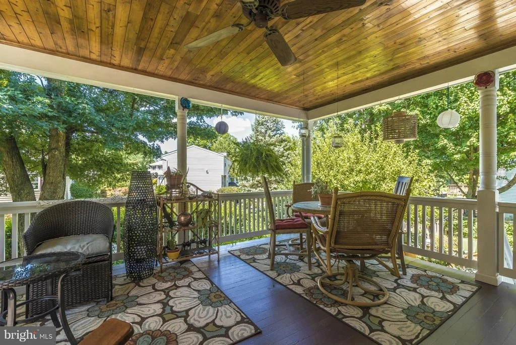 Photo of 1833 MILLSTREAM DRIVE