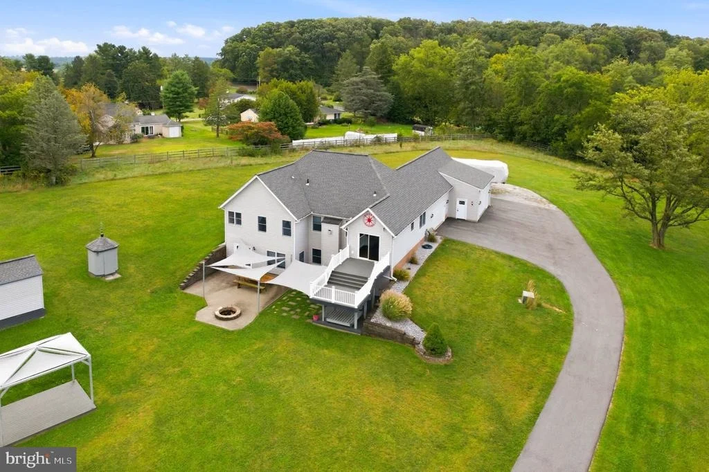 Photo of 1888 UNIONTOWN ROAD
