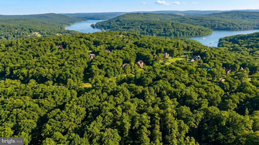 Photo of 94 MOUNTAINTOP ROAD