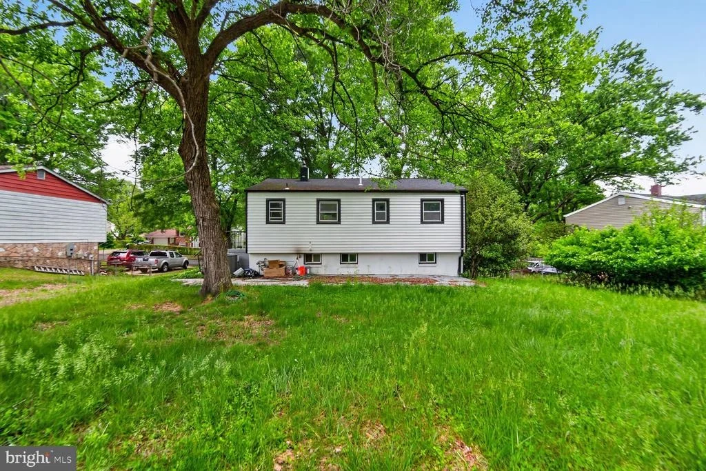 Photo of 3604 HALLOWAY N