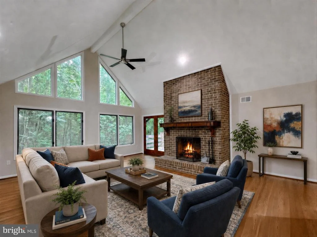Photo of 8425 MAUSEN LANE