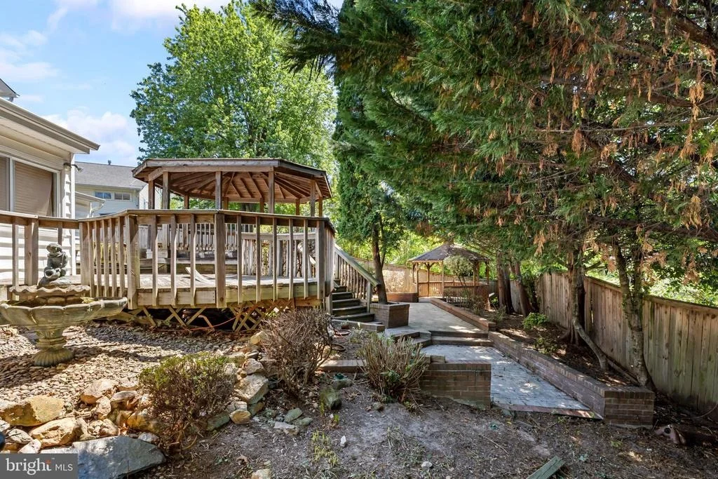 Photo of 409 HULL PLACE