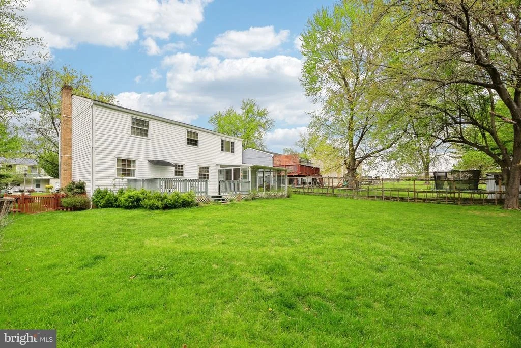 Photo of 1844 MILLSTREAM DRIVE