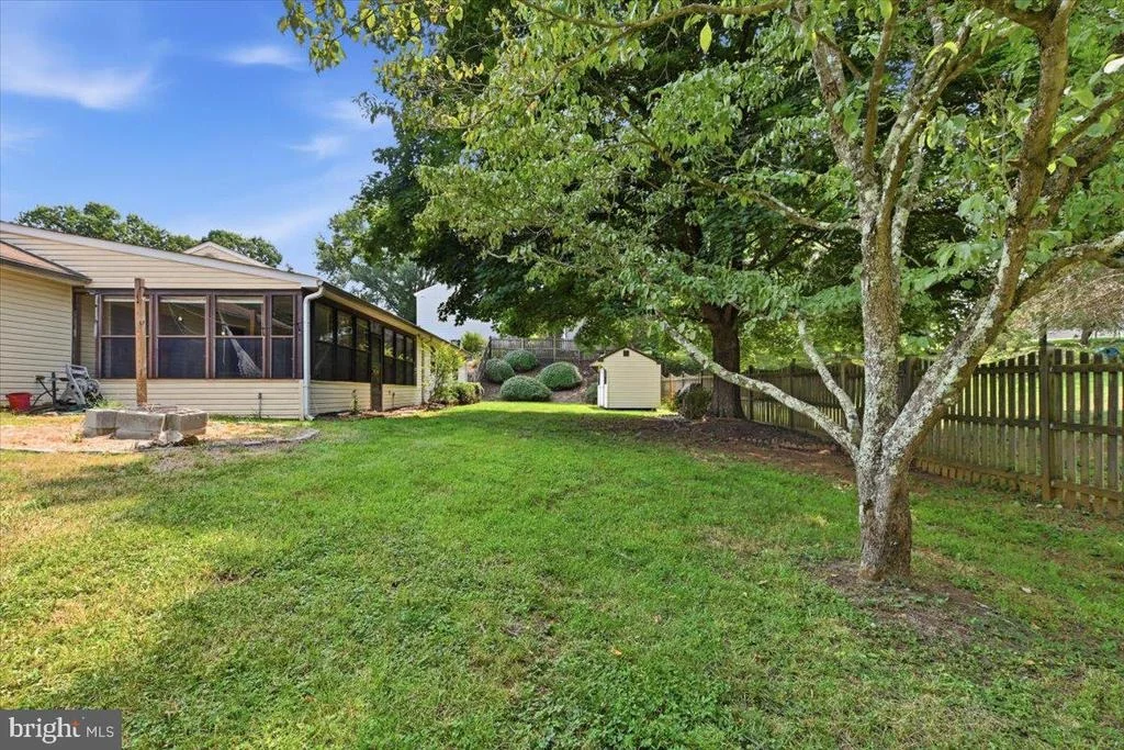 Photo of 7434 CEDAR KNOLLS DRIVE