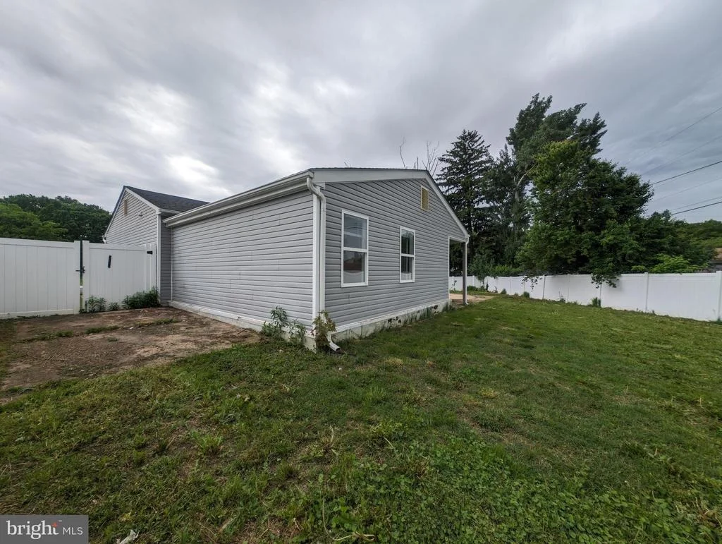 Photo of 503 CATALPA LANE