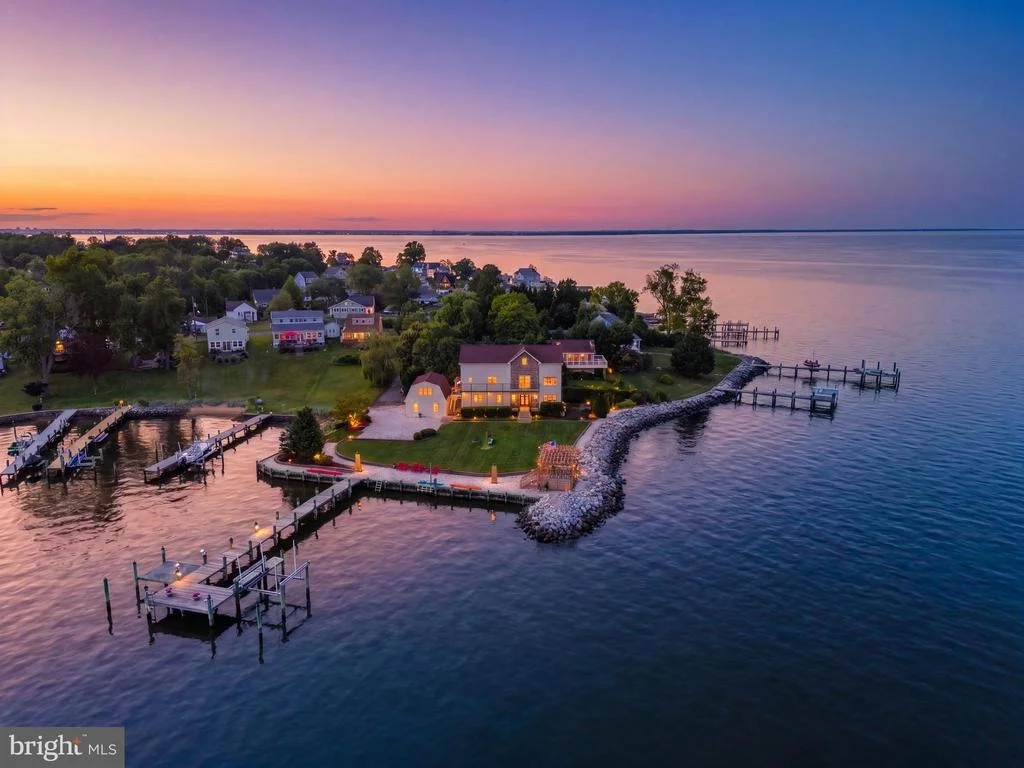 Photo of 2292 LAKE DRIVE
