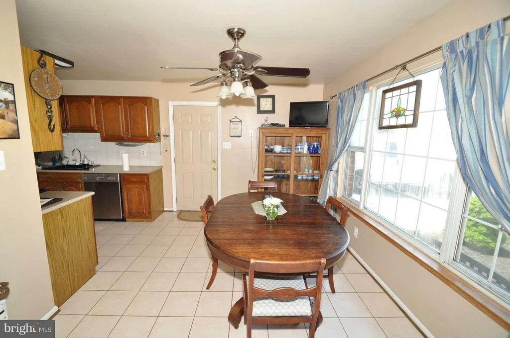 Photo of 24509 WELSH ROAD