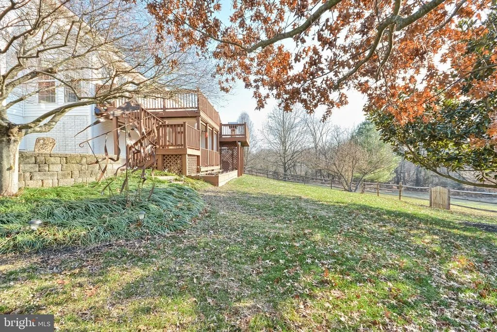 Photo of 1803 BLACK WALNUT COURT