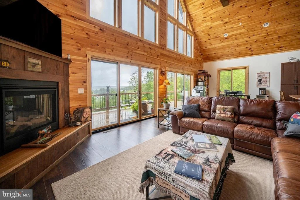 Photo of 120 DAISY DRIVE