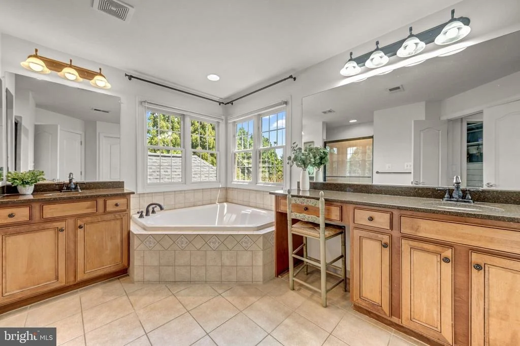 Photo of 24165 SPRING MEADOW CIRCLE
