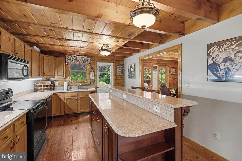 Photo of 186 HIGH KNOB ROAD