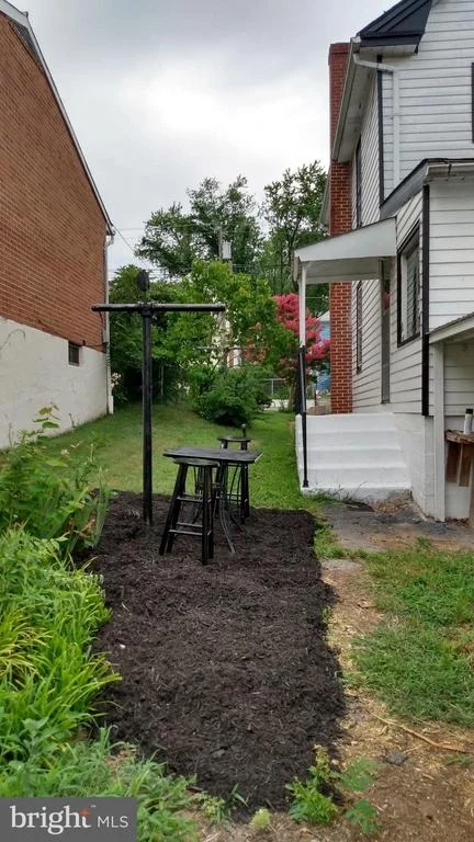 Photo of 620 N MAPLE AVENUE