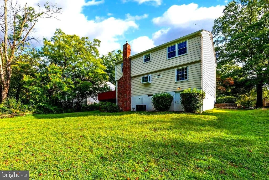 Photo of 5262 ELIOTS OAK ROAD