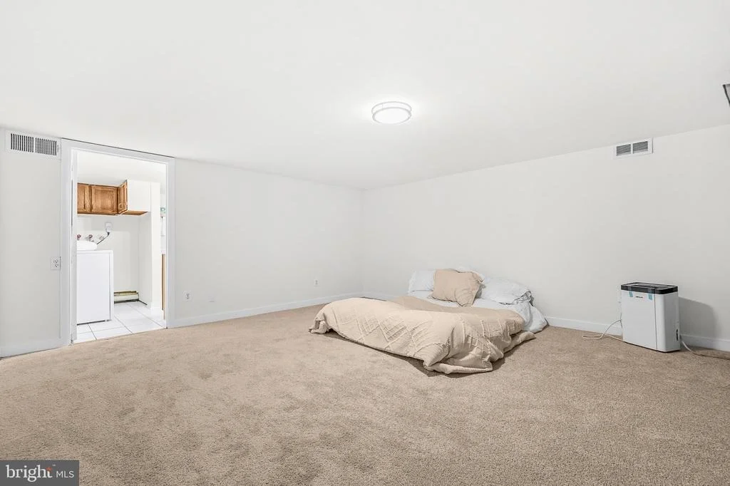 Photo of 7 LODGE ROAD