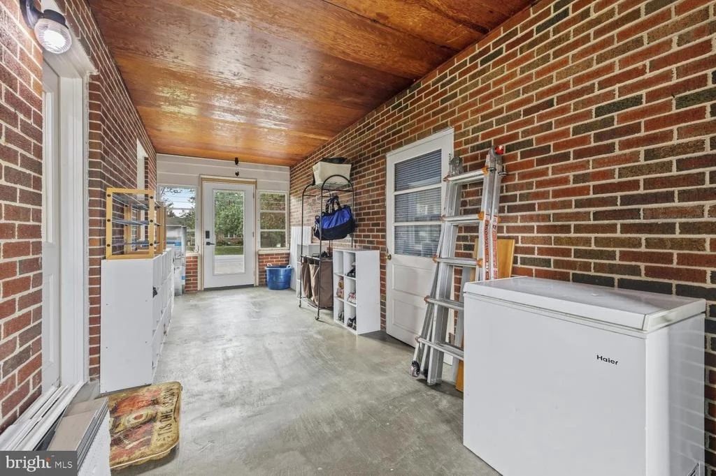 Photo of 3 DELLA LANE