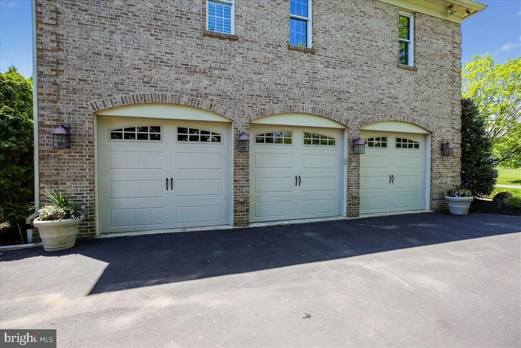 Photo of 21129 GOLF ESTATES DRIVE