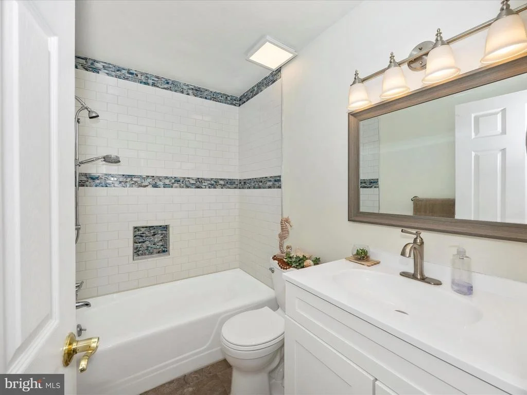 Photo of 5634 SHOOKSTOWN ROAD