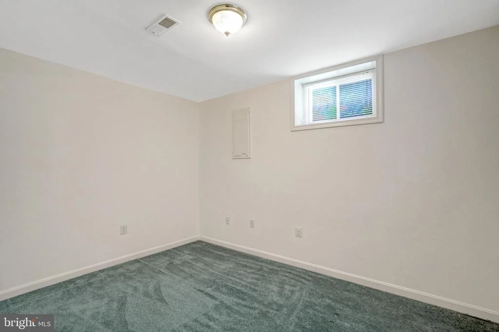 Photo of 8517 ELECTRIC AVE