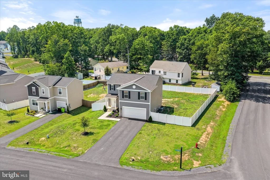 Photo of 35699 PINE NEEDLE LANE