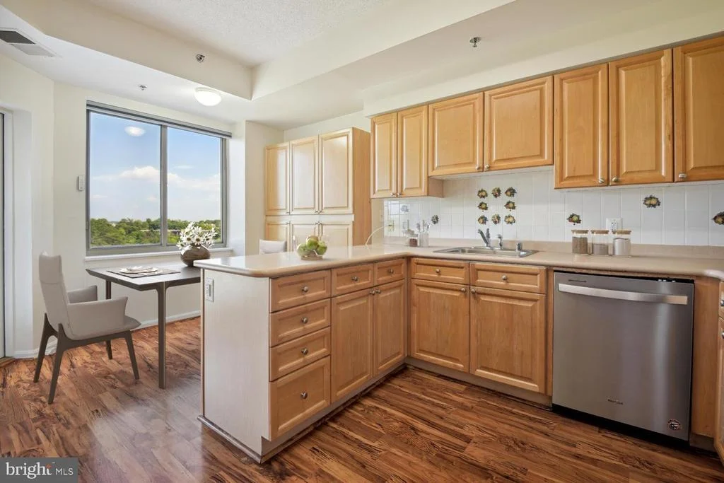 Photo of Unit 708 at 3100 N LEISURE WORLD BOULEVARD
