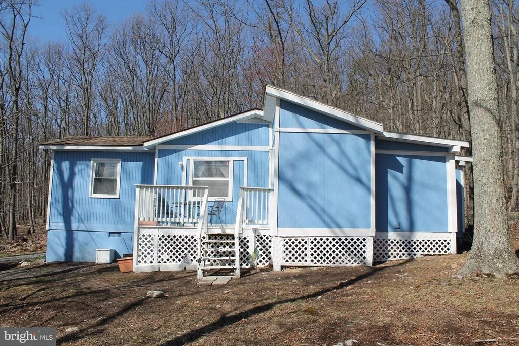 Photo of 288 FOX RUN LANE