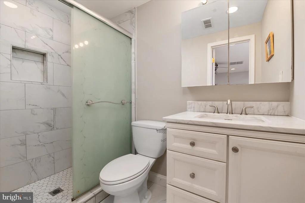 Photo of 720 HYDE PARK DRIVE