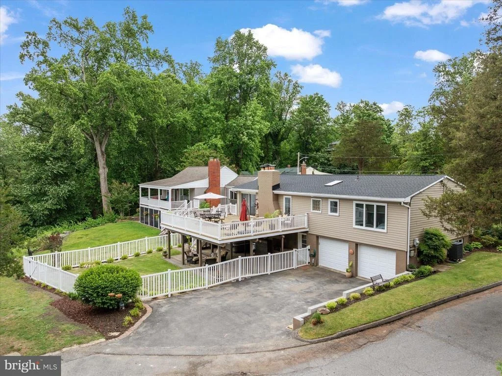 Photo of 508 WALNUT DRIVE